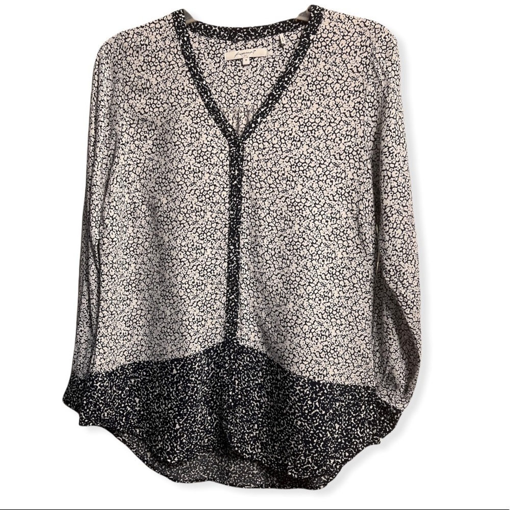 FoxCroft Blouse Blue/White Long Sleeve Size  10